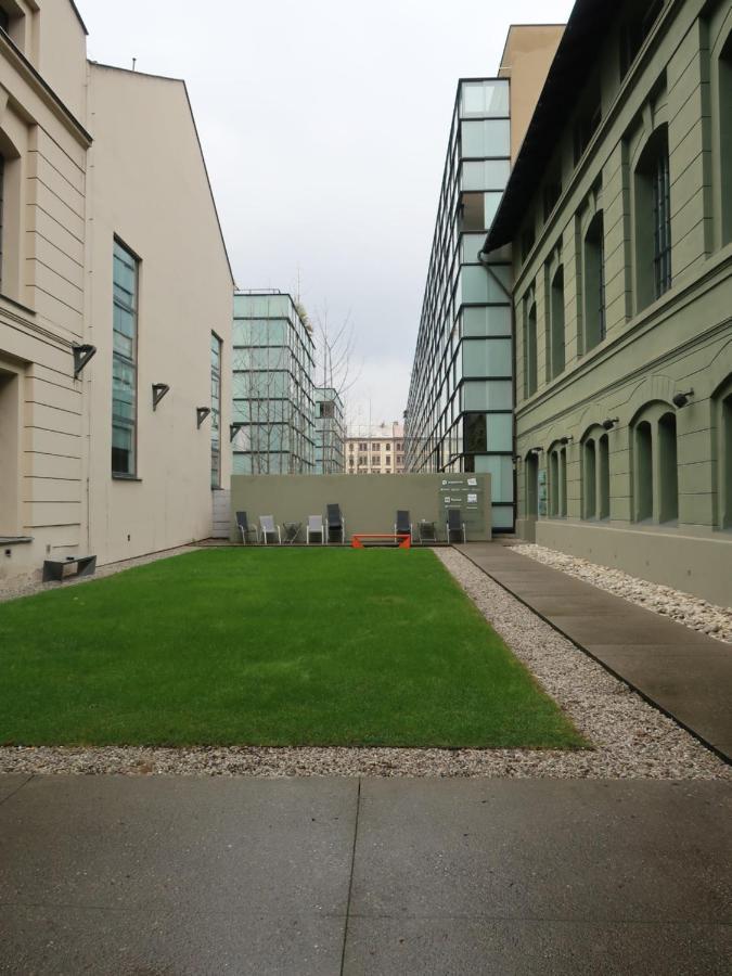 Michal Apartment 125M2 City Centre ปราก ภายนอก รูปภาพ